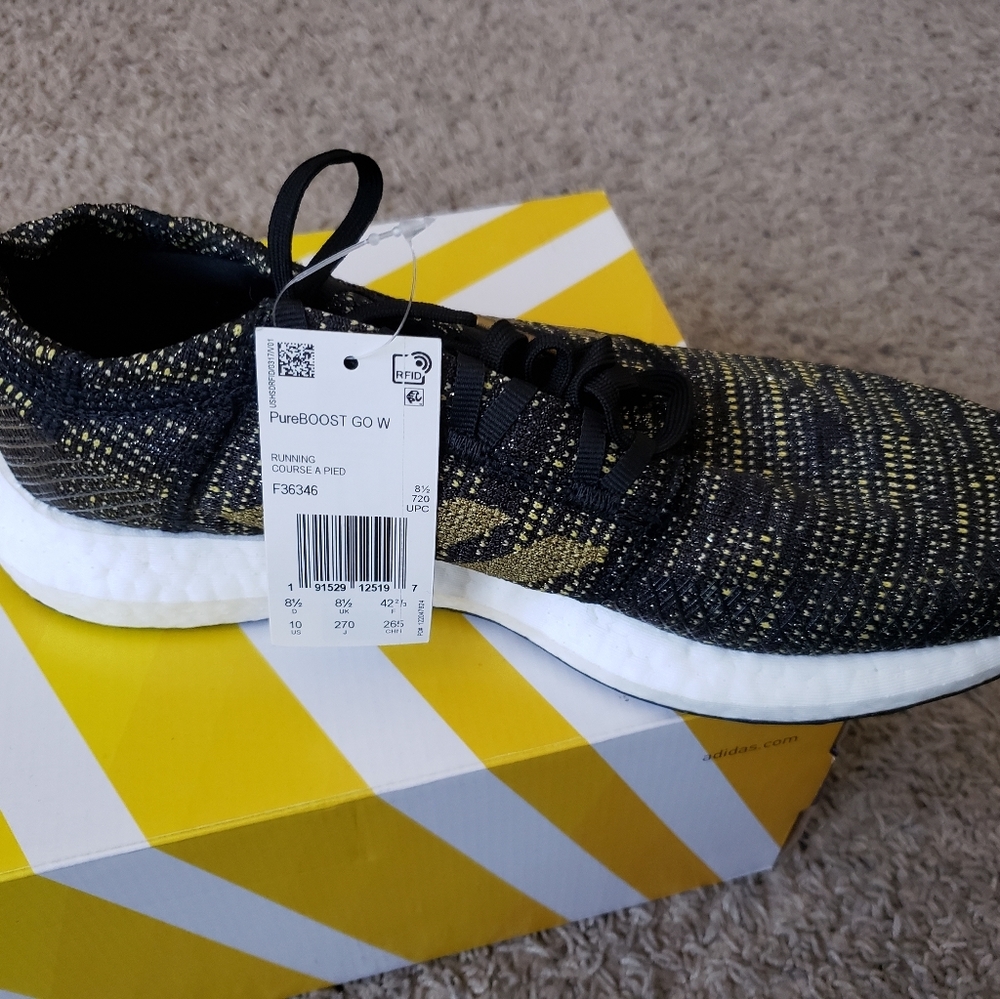 Adidas  tennis shoes